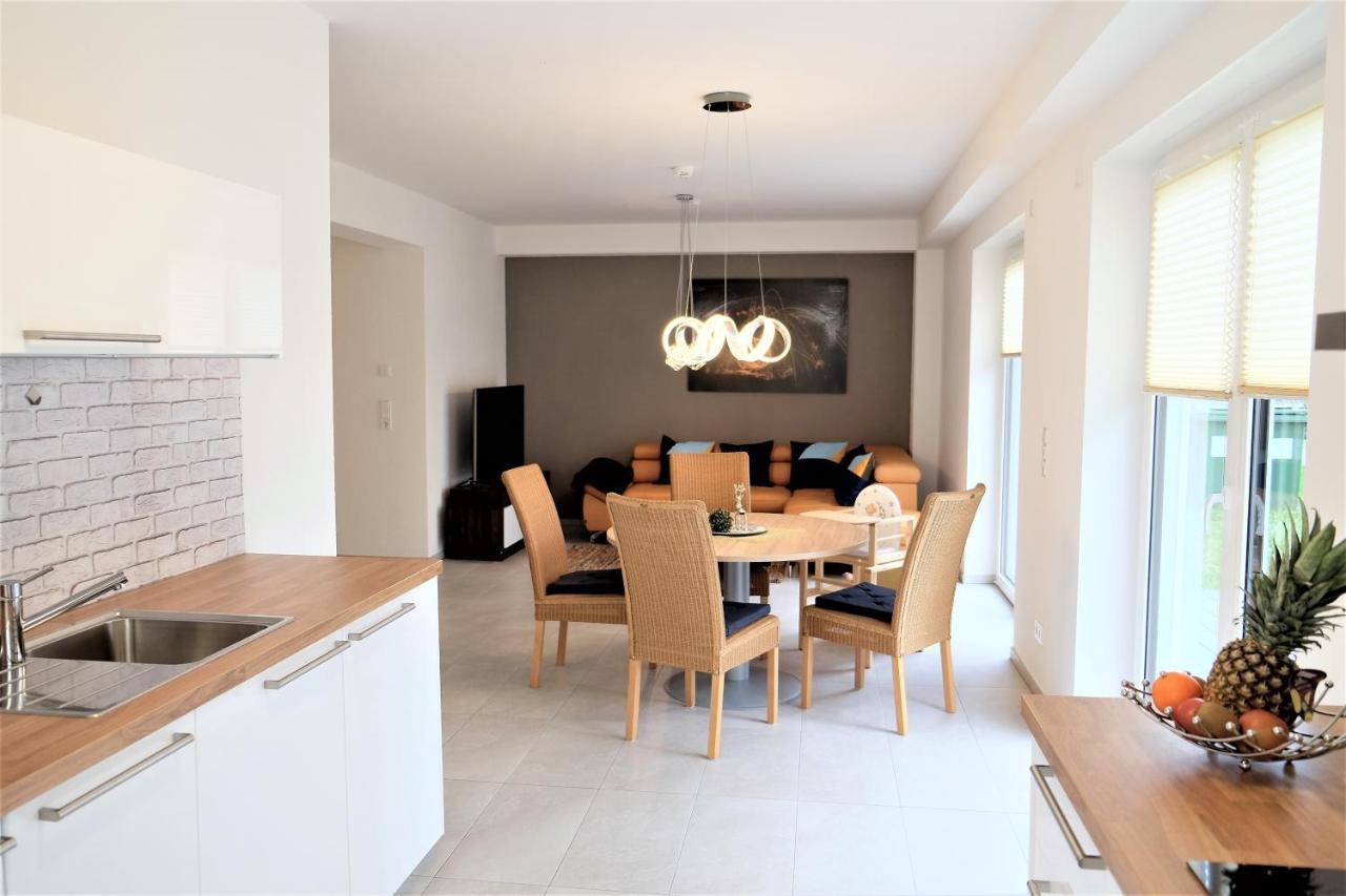 Family + Friends Apartment Ferienwohnung Ransbach-Baumbach Bagian luar foto
